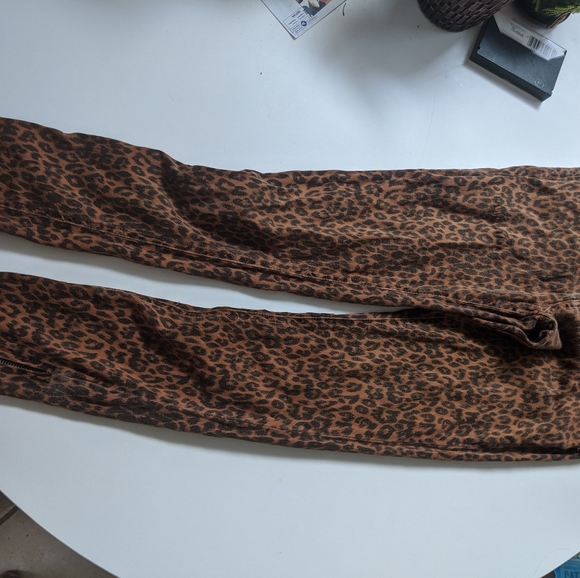 Leopard print stretch jeans - Picture 3 of 3
